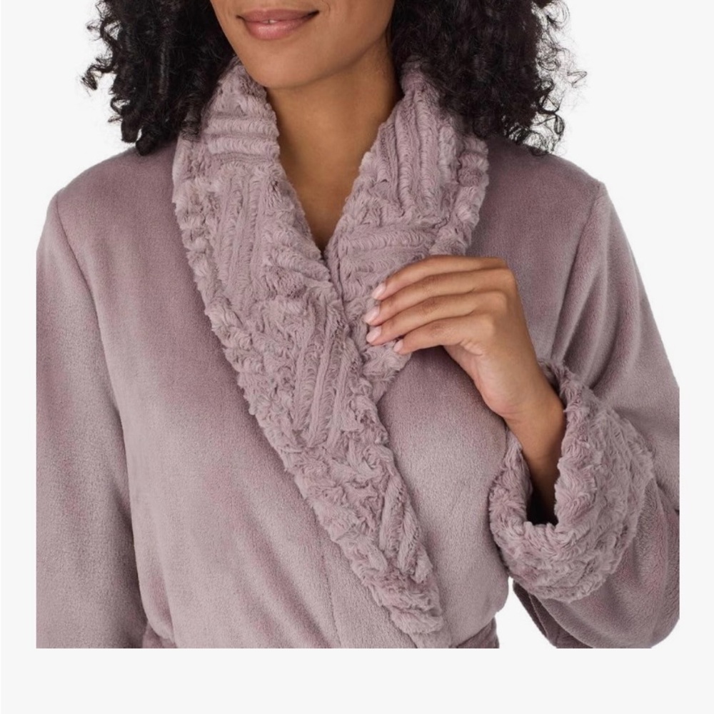 Carole Hochman Women's Shawl Collar Plush Robe